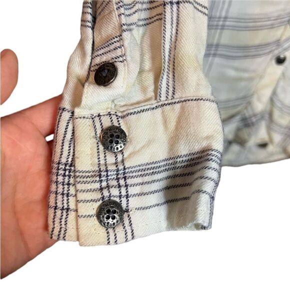 3 for $30! Harley Davidson button down shirt - Picture 4 of 14